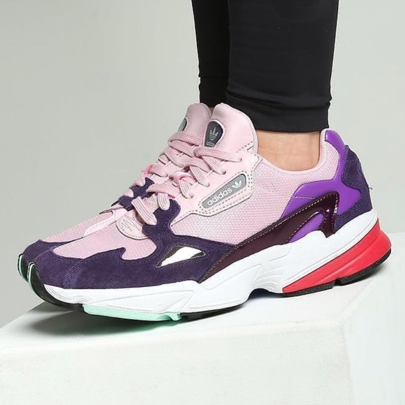 NWT Adidas falcon - Picture 3 of 11